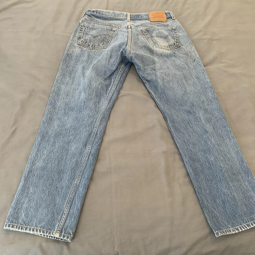 Vintage Levis 501 Jeans Mens 38x33 (34x29) Blue Light Wash Straight Leg Button